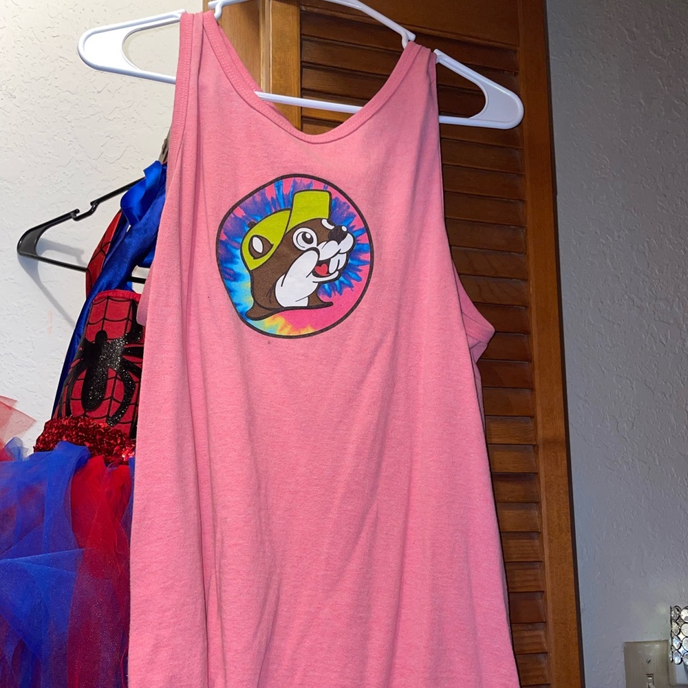 Bucees tank top